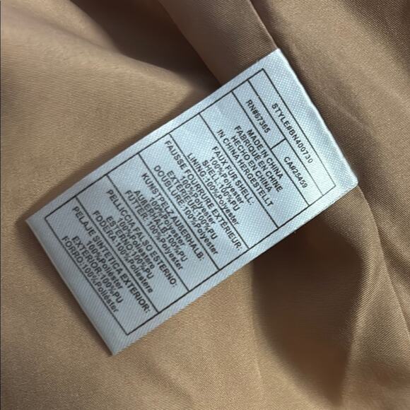 Steve Madden Myra Faux Fur Coat - Picture 7 of 9